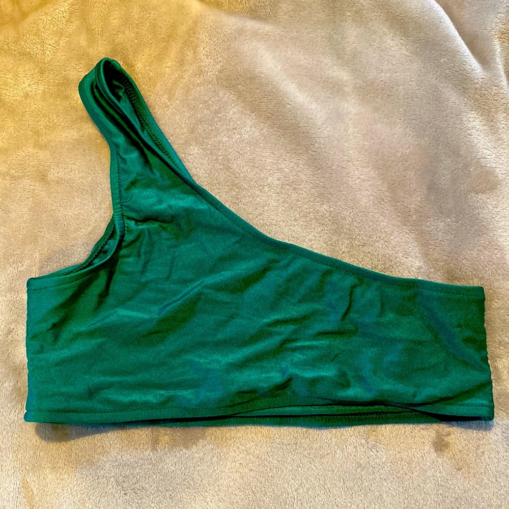 Green Barb one shoulder top